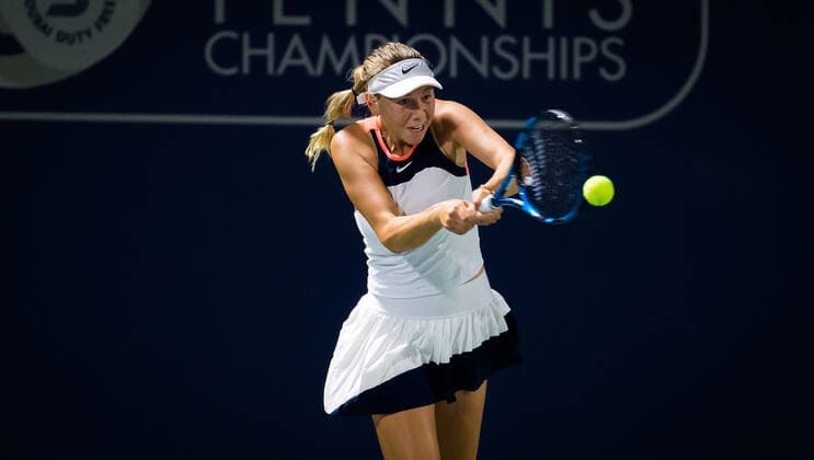 March 9, 2021, DUBAI, UNITED ARAB EMIRATES: Amanda Anisimova of the United States in action her second round match at the 2021 Dubai Duty Free Tennis Championships WTA, Tennis Damen 1000 tournament against Garbine Muguruza of Spain DUBAI UNITED ARAB EMIRATES - ZUMAa181 20210309_zaa_a181_146 Copyright: xRobxPrangex