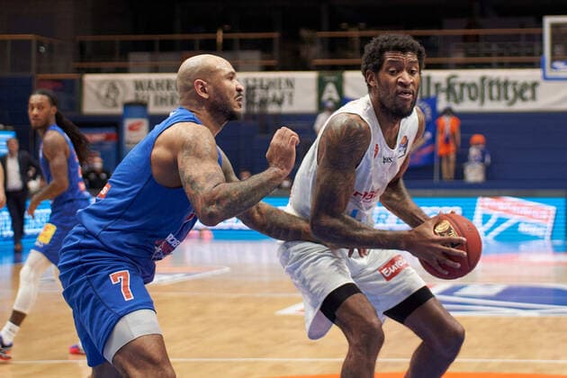 Syntainics MBC s Oliver Wuerzburg, Basketball, Bundesliga, Maenner, 18 Spieltag, 06 02 2021, v l mbc7, Perry Jones Wuerzburg, 1 Syntainics MBC s Oliver Wuerzburg, Basketball, Bundesliga, Maenner, 18 Spieltag, 06 02 2021, Weissenfels Copyright: xSchulz Eibner-Pressefotox ep_esz