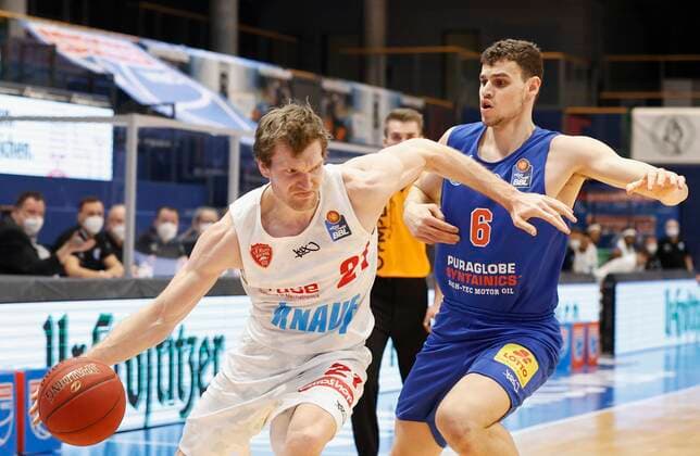 09 03 2021, Basketball, BBL 2020 2021, 18 matchday, Syntainics MBC s Oliver Wuerzburg, GER, Weissenfels, Stadthalle Weissenfels, picture from left Florian Koch s Oliver Wuerzburg and Marko Krstanovic MBC Copyright: HMBxMedia xHeikoxBecker