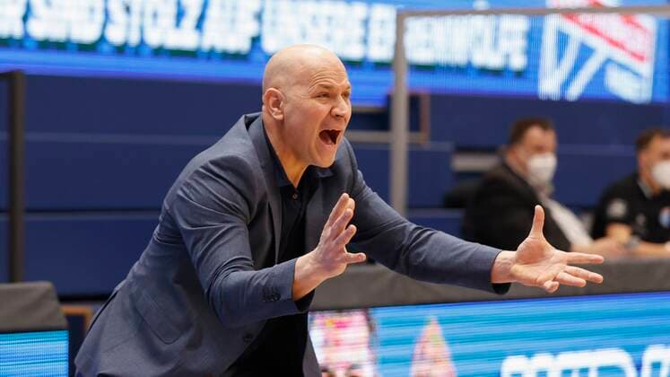 09 03 2021, Basketball, BBL 2020 2021, 18 match day, Syntainics MBC s Oliver Wuerzburg, GER, Weissenfels, Stadthalle Weissenfels, picture head coach Denis Wucherer s Oliver Wuerzburg Copyright: HMBxMedia xHeikoxBecker