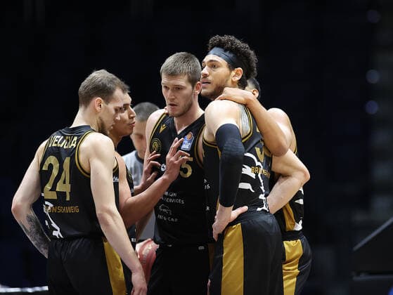 Arnas Velicka Basketball Loewen Braunschweig , Martin Peterka Basketball Loewen Braunschweig , Gavin Schilling Basketball Loewen Braunschweig