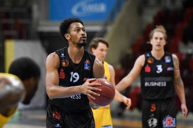 Newcomer Johnathan Williams Niners Chemnitz shooting a free throw, GER, MHP Riesen Ludwigsburg vs Niners Chemnitz, 09 03 2021, 20 Spieltag easycredit Basketball Bundesliga, Spielzeit 2020 2021 GER, MHP Riesen Ludwigsburg vs Niners Chemnitz, 09 03 2021, 20 Spieltag easycredit Basketball Bundesliga, Spielzeit 2020 2021 Ludwigsburg Copyright: xEibnerxPressefoto MichaelxMemmlerx EP_MMR
