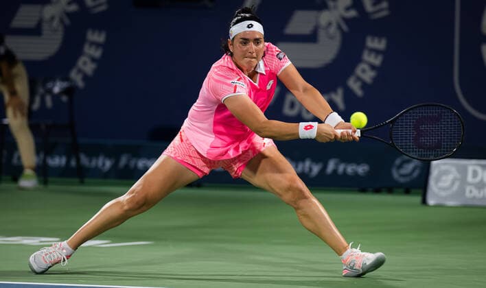 March 9, 2021, DUBAI, UNITED ARAB EMIRATES: Ons Jabeur of Tunisia in action during her second-round match at the 2021 Dubai Duty Free Tennis Championships WTA, Tennis Damen 1000 tournament against Elena Rybakina of Kazakhstan DUBAI UNITED ARAB EMIRATES - ZUMAa181 20210309_zaa_a181_187 Copyright: xRobxPrangex