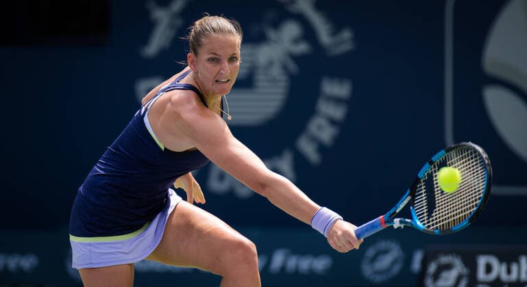March 10, 2021, DUBAI, UNITED ARAB EMIRATES: Karolina Pliskova of the Czech Republic in action during her third-round match at the 2021 Dubai Duty Free Tennis Championships WTA, Tennis Damen 1000 tournament against Jessica Pegula of the United States DUBAI UNITED ARAB EMIRATES - ZUMAa181 20210310_zaa_a181_008 Copyright: xRobxPrangex