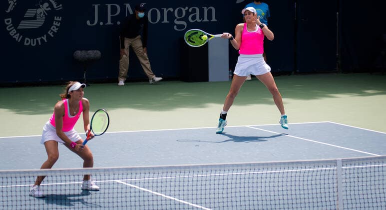 March 10, 2021, DUBAI, UNITED ARAB EMIRATES: Luisa Stefani of Brazil & Hayley Carter of the United States playing doubles at the 2021 Dubai Duty Free Tennis Championships WTA, Tennis Damen 1000 tournament DUBAI UNITED ARAB EMIRATES - ZUMAa181 20210310_zaa_a181_192 Copyright: xRobxPrangex