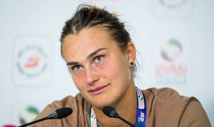 March 11, 2021, DUBAI, UNITED ARAB EMIRATES: Aryna Sabalenka of Belarus talks to the media after the quarter-final at the 2021 Dubai Duty Free Tennis Championships WTA, Tennis Damen 1000 tournament DUBAI UNITED ARAB EMIRATES - ZUMAa181 20210311_zaa_a181_115 Copyright: xRobxPrangex