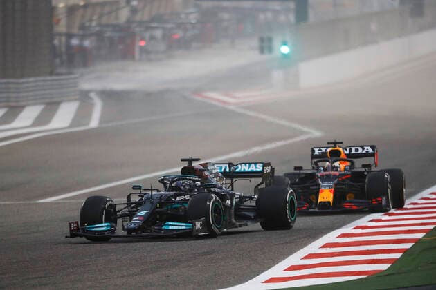 44 Lewis Hamilton GBR, Mercedes AMG Petronas F1 Team , 33 Max Verstappen NED, Red Bull Racing , F1 Pre season Testing at Bahrain International Circuit on March 12, 2021 in Sakhir, Bahrain Photo by HOCH ZWEI Sakhir Bahrain