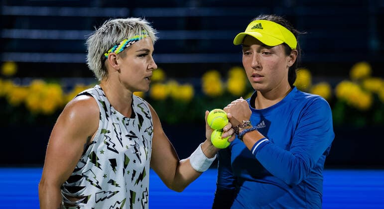 March 12, 2021, DUBAI, UNITED ARAB EMIRATES: Bethanie Mattek-Sands & Jessica Pegula of the United States playing doubles at the 2021 Dubai Duty Free Tennis Championships WTA, Tennis Damen 1000 tournament DUBAI UNITED ARAB EMIRATES - ZUMAa181 20210312_zaa_a181_193 Copyright: xRobxPrangex