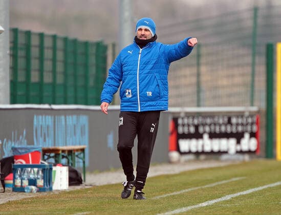 13 03 2021, xovx, Football Regionalliga Südwest, TSV Steinbach Haiger Kickers Offenbach Coach Adrian Alipour TSV Steinbach Haiger , Release DFL DFB REGULATIONS PROHIBIT ANY USE OF PHOTOGRAPHS as IMAGE SEQUENCES and or QUASI VIDEO Haiger SIBRE Sportpark Hessen Germany DE