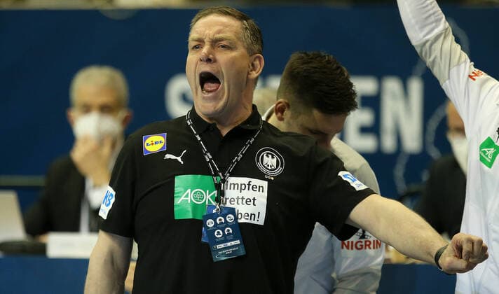 12 03 2021, Handball TOKYO Qualification 2020, Germany Sweden, at Max Schmeling Halle Berlin National coach Alfred Gislason Germany