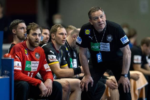 Handball Berlin 13 03 2021 Olympic Qualification Germany GER Slovenia SLO Alfred Gislason Germany, coach Andreas Wolff Germany, TW, No 33 li