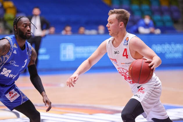 Fraport Skyliners JobStairs Giessen 46ers, easyCredit BBL Bjarne Kraushaar Giessen, 4 vs Matt Mobley Fraport Skyliners, 1 Basketball match of the easyCredit BBL between Fraport Skyliners and JobStairs Giessen 46ers on 13 March 2021 at Fraport Arena in Frankfurt am Main , Frankfurt am Main Hessen Germany Fraport Arena