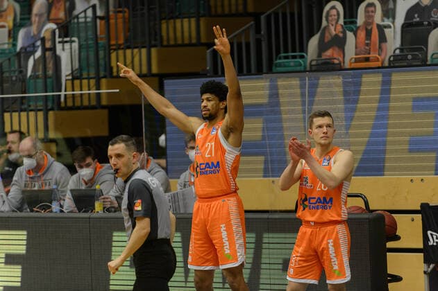 Jordan BARNETT 21 Rasta Vechta , Jannes HUNDT 20 Rasta Vechta Rasta Vechta vs ratiopharm Ulm, Basketball, easyCredit BBL Bundesliga, 13 03 2021, 23 Matchday, Season 2020 2021 Copyright xErikxHillmer EIBNERx EP ehr Rasta Vechta vs ratiopharm Ulm, Basketball, easyCredit BBL Bundesliga, 13 03 2021, 23 Matchday, Season 2020 2021 Vechta Copyright: xErikxHillmer EIBNERx EP_ehr