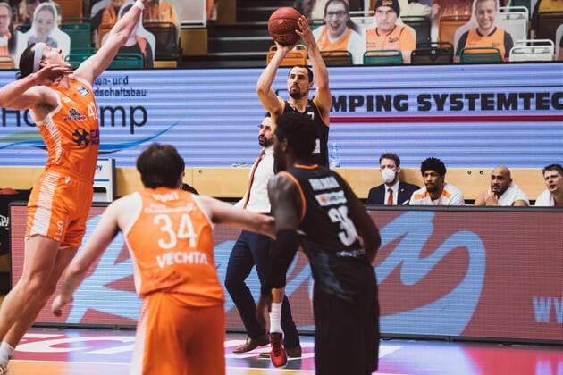 easyCredit BBL 23 Matchday RASTA Vechta vs ratiopharm ulm, 13 03 2021 John Petrucelli ratiopharm ulm, 7 easyCredit BBL 23 Matchday RASTA Vechta vs ratiopharm ulm on 13 03 2021 in Vechta RASTA Dome , Germany, Copyright: xBEAUTIFULxSPORTS Neddermannx