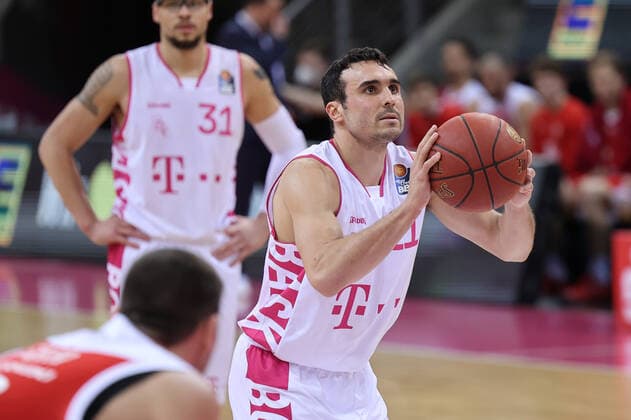 GER, Easycredit BBL, Telekom Baskets Bonn vs Brose Bamberg 13 03 2021, Telekom Dome, Bonn, GER, Easycredit BBL, Telekom Baskets Bonn vs Brose Bamberg, pictured free throw Anthony DiLeo Telekom Bonn 11 , nordphotoxGmBHx xMeuter nph00351