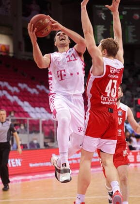 Anthony DiLeo Telekom Baskets Bonn vs Brose Bamberg easyCredit BBL 1 Bundesliga , Season 2020 2021 , Matchday 23
