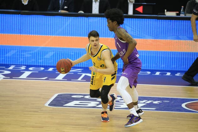 DEU, GER, 1 BBL, ALBA vs BG Goettingen, 14 03 2021, Mercedes Benz Arena, Berlin, DEU, GER, 1 BBL, ALBA vs BG Goettingen, in picture Jonas Mattisseck ALBA Berlin 9 , Deishuan Booker Goettingen 1 nordphotoxGmbHx xEngler nph00076