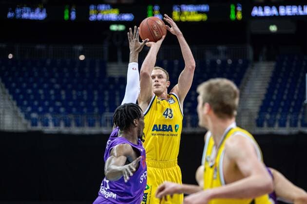 Basketball Berlin 14 03 2021 Season 2020 2021 1 Bundesliga easyCredit BBL Alba Berlin BG Göttingen Luke Sikma Alba Berlin, No 43
