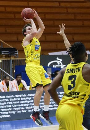 Ludwigsburg , Basketball easyCredit BBL Bundesliga , HAKRO Merlins Crailsheim vs MHP Riesen Ludwigsburg , Jordan Hulls Riesen