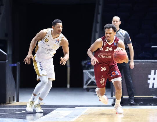 Karim Jallow Basketball Loewen Braunschweig , George King Chemnitz99