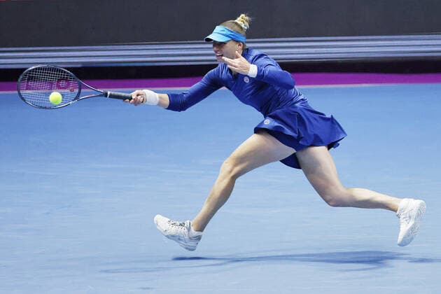 ST PETERSBURG, RUSSIA â€“ MARCH 15, 2019: Russiaâ€™s Vera Zvonareva returns a shot in a 2012 WTA, Tennis Damen Premier St Petersburg Ladies Trophy Round 1 singles match against Australiaâ€™s Rodionova at Sibur Arena. Peter Kovalev TASS  TS0F9779