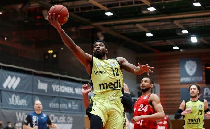 15 03 2021, Basketball, BBL 2020 2021, 23 matchday, s Oliver Wuerzburg medi bayreuth, GER, Wuerzburg, s Oliver Arena, picture Jones Lazeric medi bayreuth. Copyright: HMBxMedia xHeikoxBecker