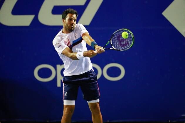 The Italian Salvatore Caruso, in action today against John Isner, from the United States, during the first day of activities of the Mexican Tennis Open in Acapulco, Guerrero state, Mexico, 15 March 2021. Mexican Tennis Open in Acapulco !ACHTUNG: NUR REDAKTIONELLE NUTZUNG!  Copyright: xDavidxGuzmánx MEX7018 20210316-637514651358111654