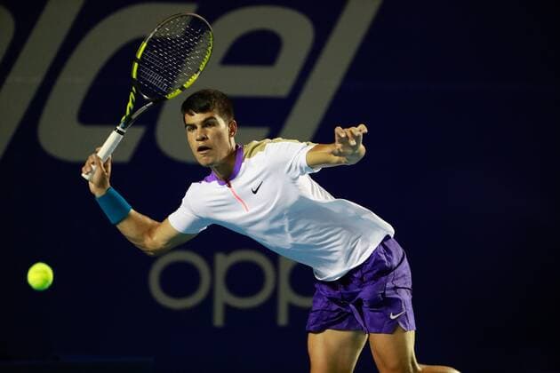 The Spanish Carlos Alcaraz, in action today against Alexander Zverev, from Germany, during the first day of activities of the Mexican Tennis Open in Acapulco, Guerrero state, Mexico, 15 March 2021. Mexican Tennis Open in Acapulco !ACHTUNG: NUR REDAKTIONELLE NUTZUNG!  Copyright: xDavidxGuzmánx MEX7078 20210316-637514671711499935