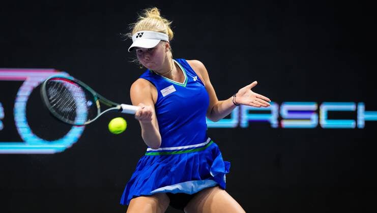 Mandatory Credit: Photo by Rob Prange Shutterstock (11800202ay) Clara Tauson of Denmark in action during the first round of the 2021 St. Petersburg Ladies Trophy WTA, Tennis Damen 1000 tournament WTA St Petersburg Ladies Trophy, Tennis, St Petersburg, Russia - 16 Mar 2021 WTA St Petersburg Ladies Trophy, Tennis, St Petersburg, Russia - 16 Mar 2021  Copyright: xRobxPrange Shutterstockx 11800202ay