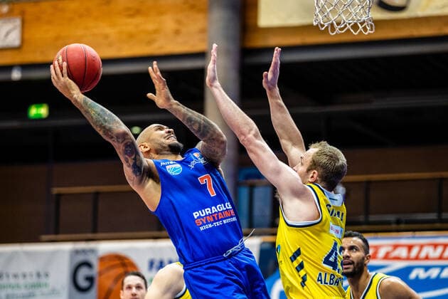 Sergio Kerusch 7 Syntainics MBC , Luke Sikma 43 Alba Berlin during the match Season 2020 2021 Men in the EasyCredit Bundesliga between Syntainics MBC and Alba Berlin at Stadthalle Weissenfels on 16 March 2021 in Weissenfels, Sachsen Anhalt, Germany