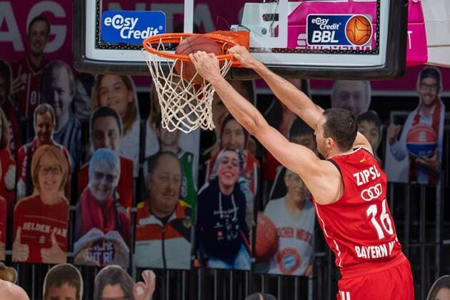 Paul Zipser 16 FC Bayern , dunk, FC Bayern Basketball vs Telekom Baskets Bonn, BBL, 16 03 2021 Munich Bavaria Germany Copyright: xkolbert-press UlrichxGamelx