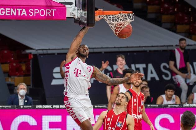 Alex Hamilton 0 Telekom Baskets Bonn , dunk , FC Bayern Basketball vs Telekom Baskets Bonn, BBL, 16 03 2021 Muenchen Bayern Germany Copyright: xkolbert-press UlrichxGamelx