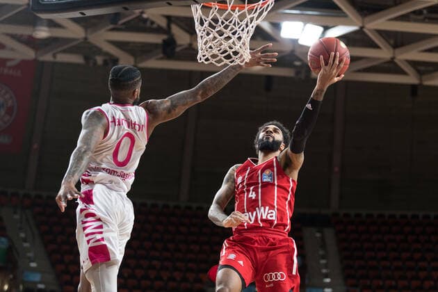 Basketball, BBL, 20210316, FC Bayern München Telekom Basket Bonn In the picture Alex HAMILTON Telekom Baskets Bonn, 0 and Dennis Jerome SEELEY FC Bayern München, 4 Munich Audi Dome Bayern Germany Copyright: Passion2Press MarkusxFischerx