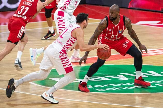 Anthony DiLeo 11 Telekom Baskets Bonn , James Gist 21 FC Bayern , FC Bayern Basketball vs Telekom Baskets Bonn, BBL, 16 03 2021 Muenchen Bayern Germany Copyright: xkolbert-press UlrichxGamelx