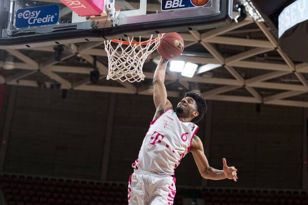 Basketball, BBL, 20210316, FC Bayern München Telekom Basket Bonn Im Bild Jalen HUDSON Telekom Baskets Bonn, 6 Dunk Munich Audi Dome Bayern Germany Copyright: Passion2Press MarkusxFischerx