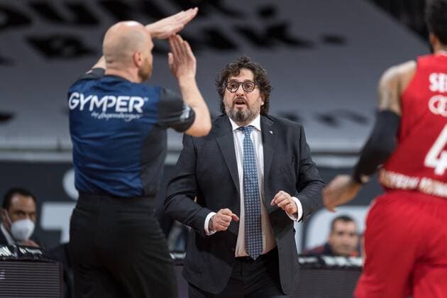 Basketball, BBL, 20210316, FC Bayern München Telekom Basket Bonn In picture Head Coach of FC Bayern München Andrea TRINCHIERI technical foul against himself Munich Audi Dome Bayern Germany Copyright: Passion2Press MarkusxFischerx