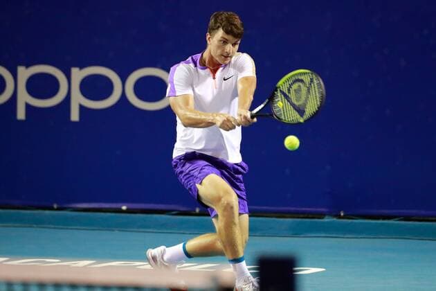 Serbian Miomir Kecmanovic returns a ball against Spanish Feliciano Lopez during the second day of activities of the Mexican Tennis Open in Acapulco, Guerrero state, Mexico, 16 March 2021. EFE David Guzmán Mexican Tennis Open in Acapulco !ACHTUNG: NUR REDAKTIONELLE NUTZUNG!  Copyright: xDavidxGuzmánx MEX7270 20210317-637515573256570584