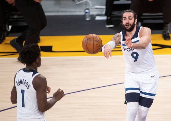 Ricky Rubio 9 of the Minnesota Timberwolves passes the ball, during their regular season NBA, Basketball Herren, USA game with Minnesota Timberwolves at the Staples Center in Los Angeles, California, on 16 March 2021. Lakers vs Timberwolves !ACHTUNG: NUR REDAKTIONELLE NUTZUNG!  Copyright: xJAVIERxROJASx AME3426 20210317-637515639238618330