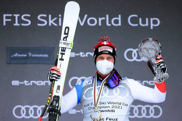 ALPINE SKIING - FIS WC Final Lenzerheide LENZERHEIDE,SWITZERLAND,17.MAR.21- ALPINE SKIING - FIS World Cup Final, award ceremony for the Downhill World Cup, men. Image shows the rejoicing of Beat Feuz (SUI). Keywords: crystal globe. GEPAxpictures xMarioxBuehner