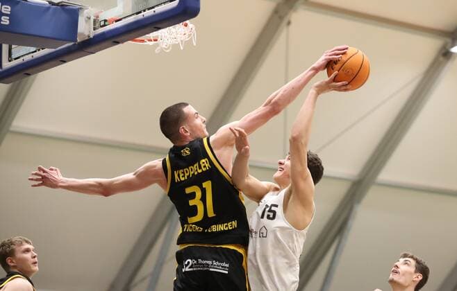 17 03 2021 Basketball Saison 2019 2020 2 Bundesliga Pro A 8 Spieltag Nürnberg Falcons Basketball Club NBC Tigers Tübingen DaMa Daniel Keppeler 31, Tigers Tübingen, Tigers Tuebingen Fynn Fischer 15, Nürnberg Falcons BC NBC