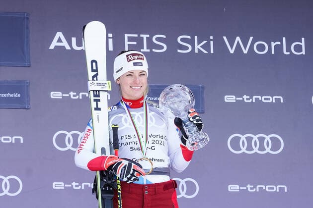 18 03 2021, Lenzerheide, Lenzerheide, Audi FIS Ski World Cup Lenzerheide Super G award ceremony, Lara Gut Behrami Switzerland wins Super G World Cup Lenzerheide Graubünden Switzerland early  Copyright: xJustPictures.ch JarixPestelaccix