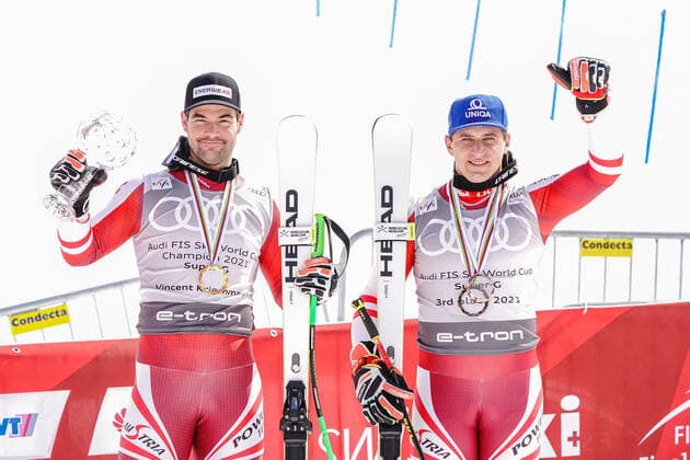 18 03 2021, Lenzerheide, Lenzerheide, Audi FIS Ski World Cup Lenzerheide Super G award ceremony, Vincent Kriechmayr Austria wins Super G World Cup 3 place early to Matthias Mayer Austria, right Lenzerheide Lenzerheide Graubünden Switzerland  Copyright: xJustPictures.ch JarixPestelaccix