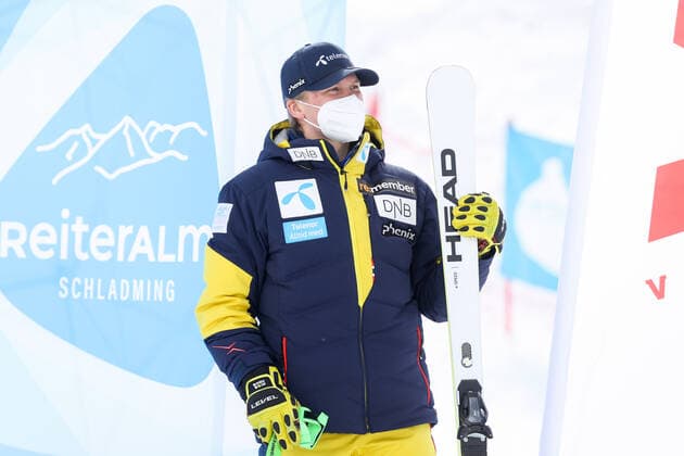 ALPINE SKIING - FIS EC Reiteralm SCHLADMING,AUSTRIA,18.MAR.21- ALPINE SKIING - FIS Europa Cup Final, award ceremony for the Giant Slalom Europa Cup, men. Image shows Timon Haugan (NOR). GEPAxpictures xChristianxWalgram