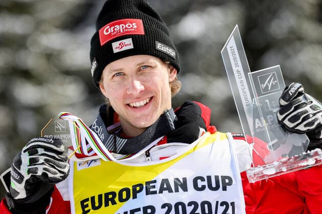 ALPINE SKIING - FIS EC Reiteralm SCHLADMING,AUSTRIA,18.MAR.21- ALPINE SKIING - FIS Europa Cup Final, award ceremony for the Giant Slalom Europa Cup, men. Image shows Dominik Raschner (AUT). Keywords: medal, trophy. GEPAxpictures xChristianxWalgram