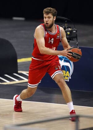 Sasha Vezenkov single image cutout action sports basketball EuroLeague men season 2020 2021 18 03 2021 ALBA Berlin vs Olympiakos Piraeus Piraeus