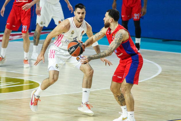 March 18, 2021, MADRID, MADRID, SPAIN: Alberto Abalde of Real Madrid and Mike James of CSKA Moscow in action during Euroleague basketball match played between Real Madrid and PBC CSKA Moscow at Wizink Center stadium on March 18, 2021 in Madrid, Spain. MADRID SPAIN - ZUMAa181 20210318_zaa_a181_164 Copyright: xIrinaxR.xHipolitox