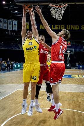 Basketball Berlin 18 03 2021 Season 2020 2021 Euroleague Regular Season Alba Berlin Olympiakos Piraeus Luke Sikma Alba Berlin, No 43 Sasha Vezenkov Piraeus, No 14