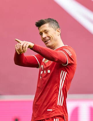 Bilder des Jahres 2021, Sport 03 März Sport Themen der Woche KW11 Sport Bilder des Tages Fussball 1.German Soccer League FC BAYERN MUENCHEN - VFB STUTTGART Robert LEWANDOWSKI, FCB 9 celebrates his goal, happy, laugh, celebration, 3-0 in the match FC BAYERN MUENCHEN - VFB STUTTGART 1.German Football League on March 20, 2021 in Munich, Germany Season 2020 2021, matchday 26, 1.Bundesliga, FCB, München, 26.Spieltag Photographer: Peter Schatz Pool National and international News-Agencies OUT Editorial Use ONLY - DFL REGULATIONS PROHIBIT ANY USE OF PHOTOGRAPHS as IMAGE SEQUENCES and or QUASI-VIDEO - Munich Allianz Arena Bavaria Germany *** Football 1 German Soccer League FC BAYERN MUENCHEN VFB STUTTGART Robert LEWANDOWSKI, FCB 9 celebrates his goal, happy, laugh, celebration, 3 0 in the match FC BAYERN MUENCHEN VFB STUTTGART 1 German Football League on March 20, 2021 in Munich, Germany Season 2020 2021, matchday 26, 1 Bundesliga, FCB, Munich, 26 Matchday Photographer Peter Schatz Pool National and international News Agencies OUT Editorial Use ONLY DFL REGULATIONS PROHIBIT ANY USE OF PHOTOGRAPHS as IMAGE SEQUENCES and or QUASI VIDEO Munich Allianz Arena Bavaria Germany Poolfoto Peter Schatz Pool via Mladen Lackovic ,EDITORIAL USE ONLY