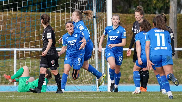 TSG 1899 Hoffenheim II U20 players cheer with goal scorer Vanessa Leimenstoll TSG II, 9, left over the goal to make it 3 3, jubilation, goal celebration, celebrate the goal, celebration, jubilation over the goal, optimistic, match scene, highlight, action, 20 03 2021, Sinsheim Germany , football, 2 Frauen Bundesliga Süd, TSG 1899 Hoffenheim II U20 FC Ingolstadt, DFB DFL REGULATES PROHIBIT ANY USE OF PHOTOGRAPHS AS IMAGE SEQUENCES AND OR QUASI VIDEO xozx