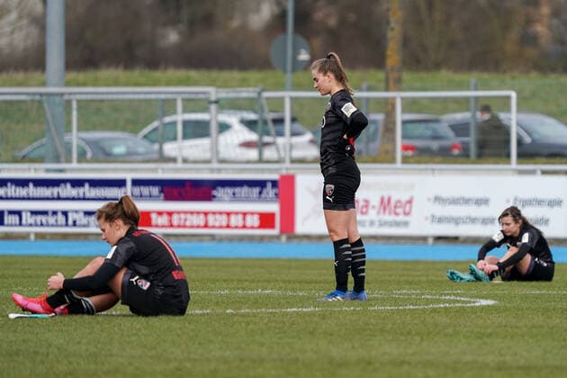 FC Ingolstadt 04 players, looking disappointed, disappointment, frustration, disappointed, pessimistic, action, game scene, 20 03 2021, Sinsheim Germany , Football, 2 Frauen Bundesliga Süd, TSG 1899 Hoffenheim II U20 FC Ingolstadt, DFB DFL REGULATIONS PROHIBIT ANY USE OF PHOTOGRAPHS AS IMAGE SEQUENCES AND OR QUASI VIDEO xozx